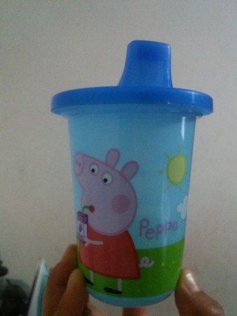 VASOS TOMA JUGO PEPPA PIG, VALOR $1.000.-
