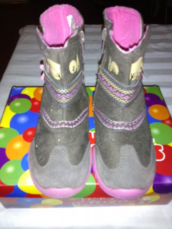 BOTAS CON LUCES BUBBLE GUMMERS TALLA 26
